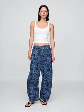 Mid Rise UltraSoft Easy Horseshoe Jeans In Navy blue floral